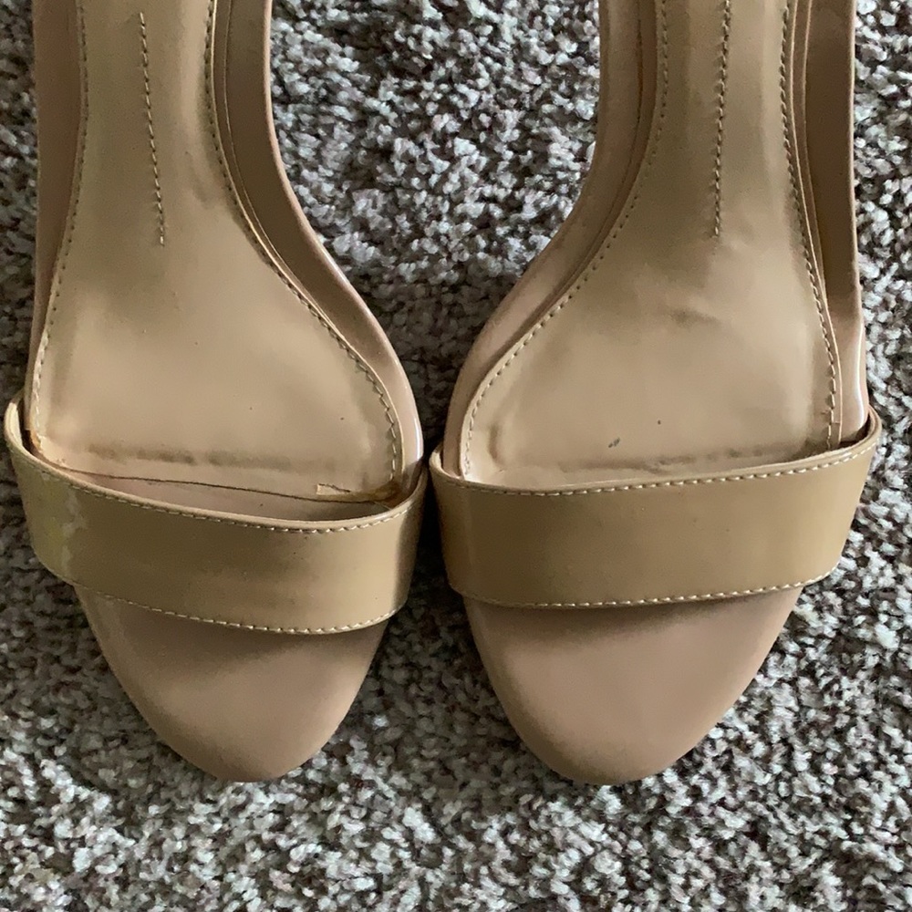 Gianni Bini Heels - Picture 5 of 7